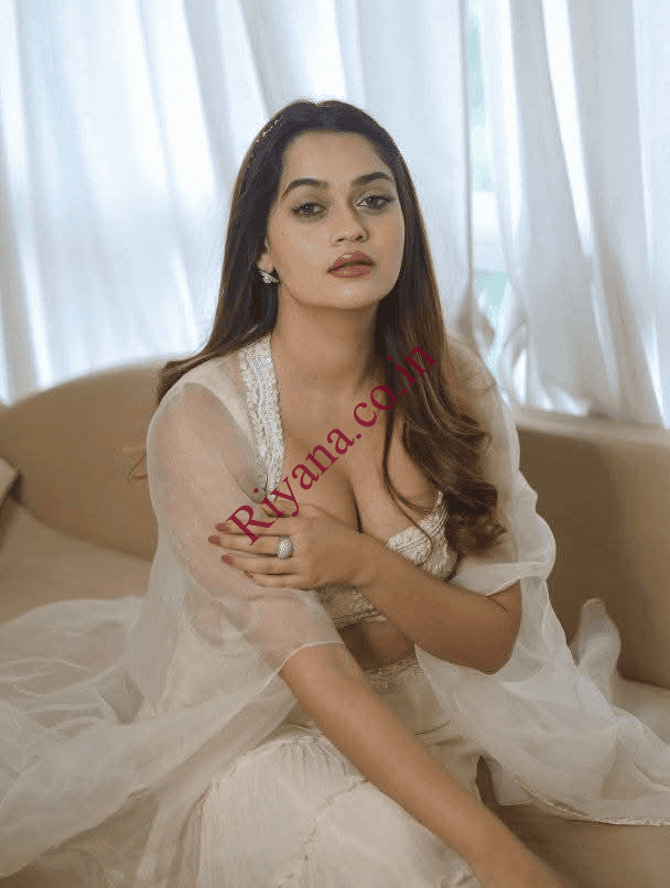 CALL GIRLS IN VASUNDHARA ENCLAVE ☎ DELHI CALL GIRLS